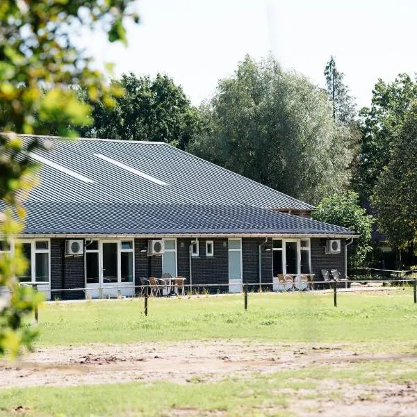 Rustpunt Groote Heide, hotel i Heeze