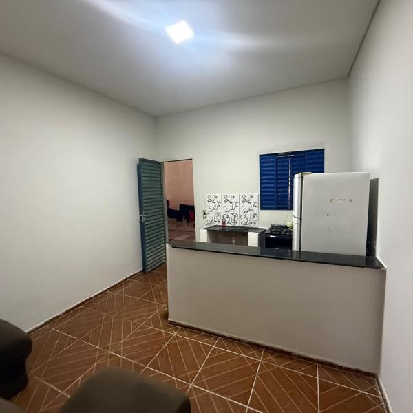 AP 15 COM QUARTO BANHEIRO e COZINHA TIPO AMERICANA - Foto 4