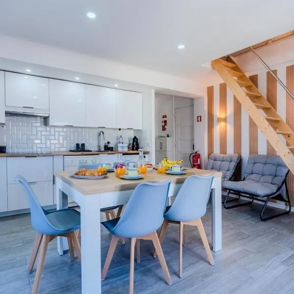 Cantinho dos Pereiras - Apt center of Santa Cruz, hôtel à Santa Cruz
