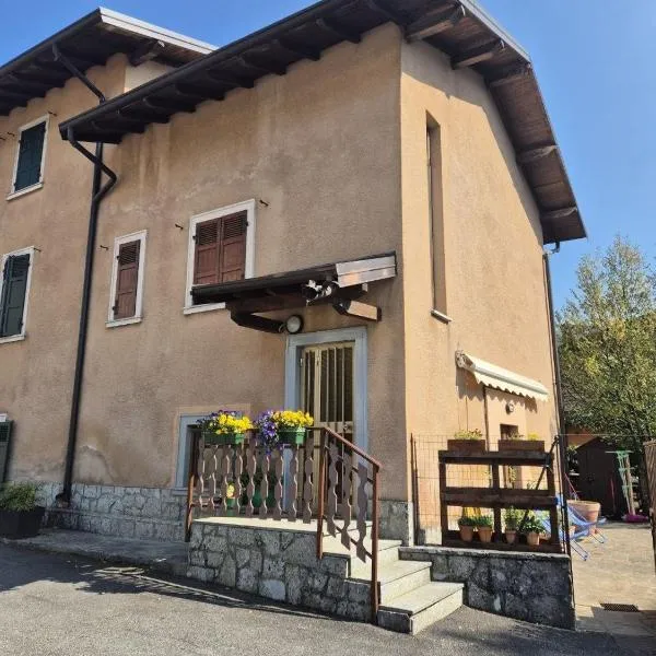 Luca Affitta le Camere, hotel v mestu Clusone