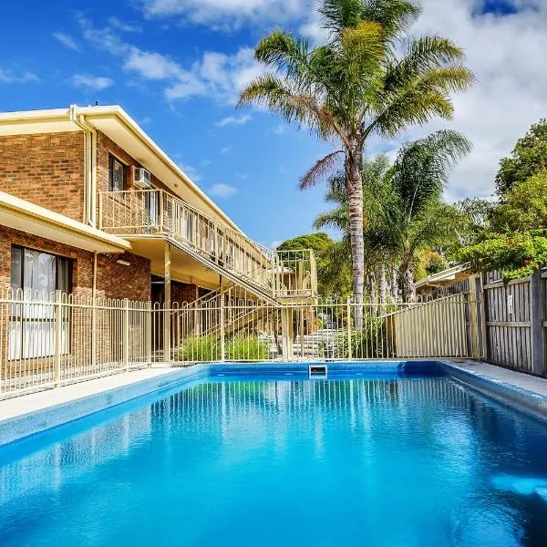 Allambi Holiday Apartments, hotel em Lakes Entrance