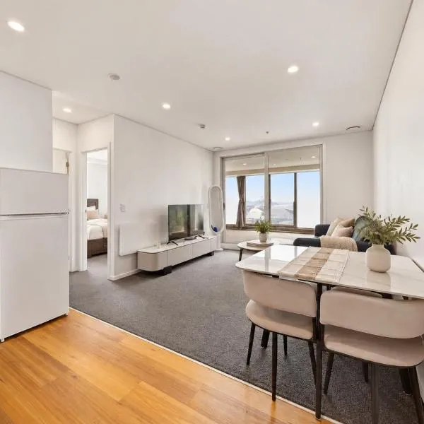 Aurora Brand-New High-Rise with Sea Views Auckland CBD--Pool & Gym, Hotel in Auckland