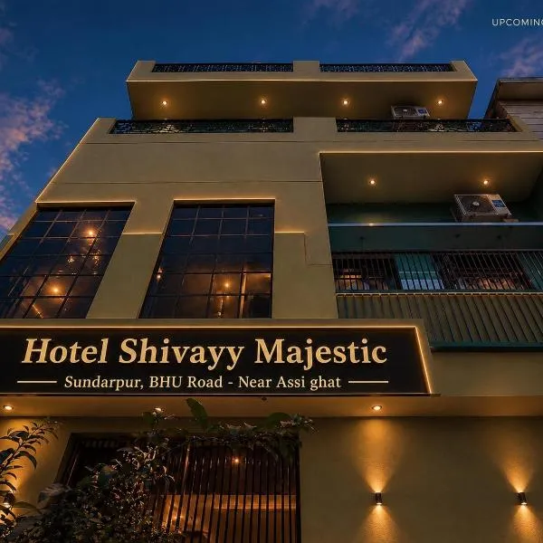 HOTEL SHIVAYY MAJESTIC - BHU Sundarpur Road 3km from KASHI VISHWANATH TEMPLE, hôtel à Varanasi