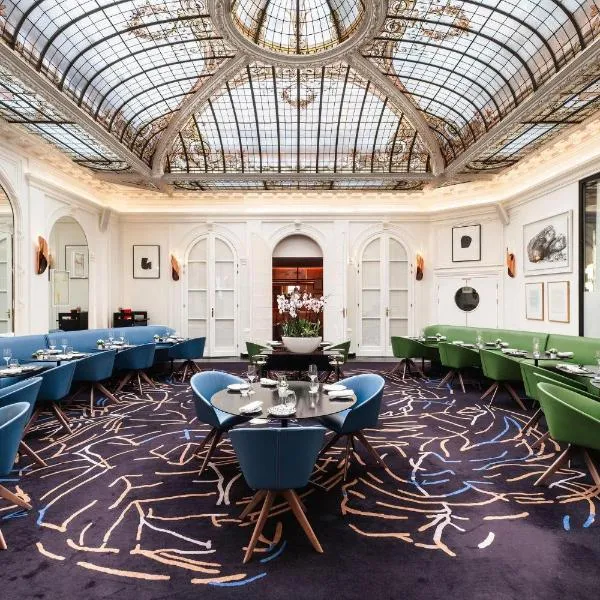 Hôtel Vernet Champs Elysées Paris, hotel in Paris