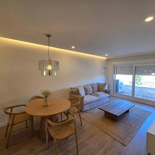 Comfortable apartment in Las Rozas, hotel di Las Rozas de Madrid