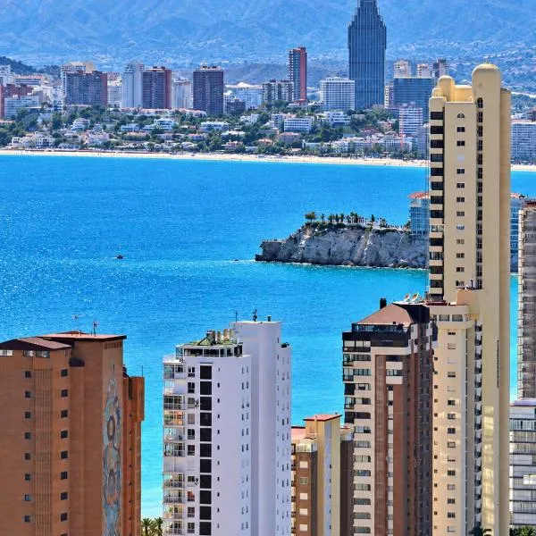 Atico Levante Torre Montecarlo, hotel sa Benidorm