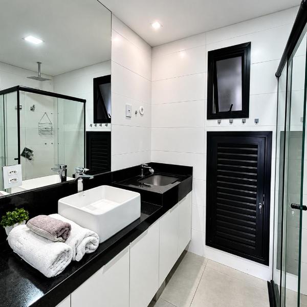 Uma Linda Vista com Quarto Privativo no Ed. Vertigo - Foto 3