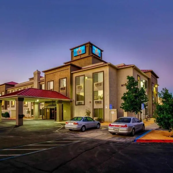 Studio 6 Suites Hesperia CA West Main Street I 15, מלון בהספריה