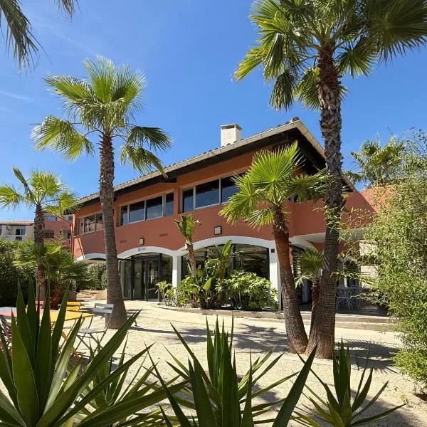 Résidence Agathéa - Centre Port - Cap d'Agde, отель в Кап-д'Агд