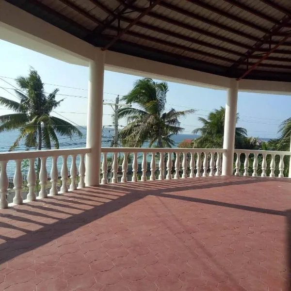 Medellin Seaview Inn、Medellinのホテル
