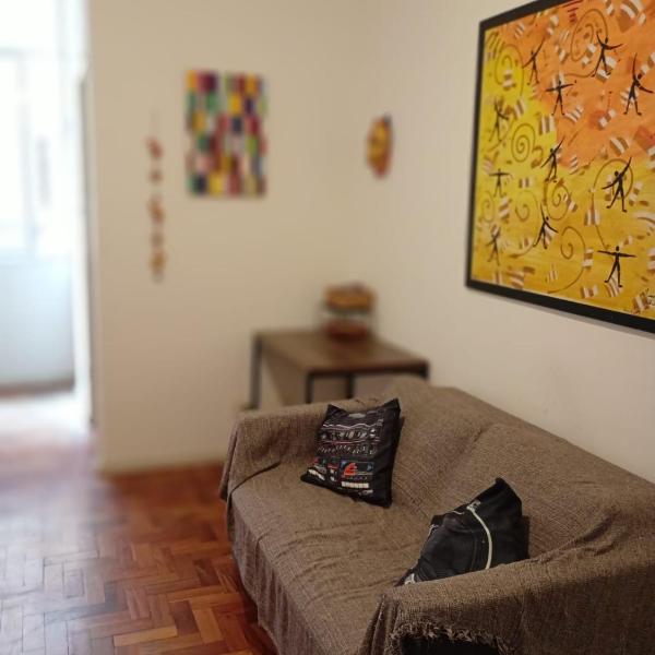 Quarto privativo em apartamento compartilhado em Copacabana