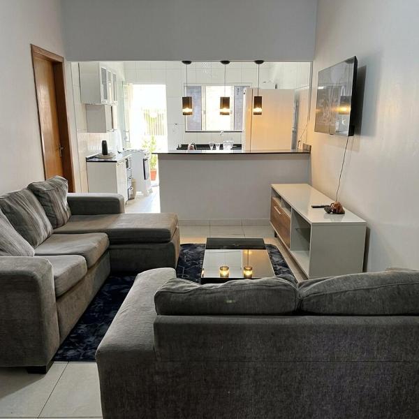 Casa com tres quartos e suite com Ar