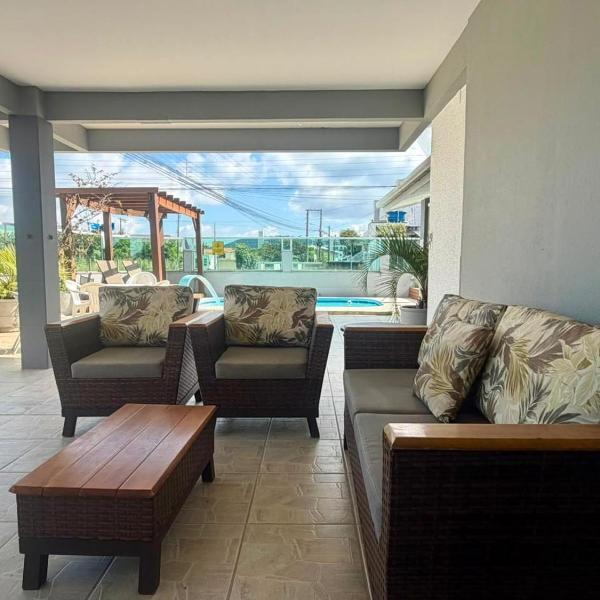 Casa Bombinhas com piscina 6 quartos e 7 baneheiros - Foto 3