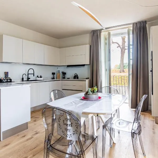 L'Essenziale Fronte Mura, Luxury stay in Lucca city center, hotel di Lucca