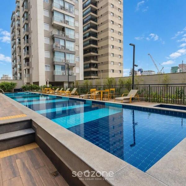 Apto. em Cond. c/ Piscina e Vista Cid. SMLA0405