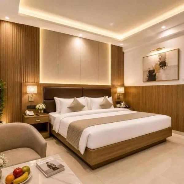 Ayushmaan Hotel - near Jabalpur Railway Station – hotel w mieście Jabalpur