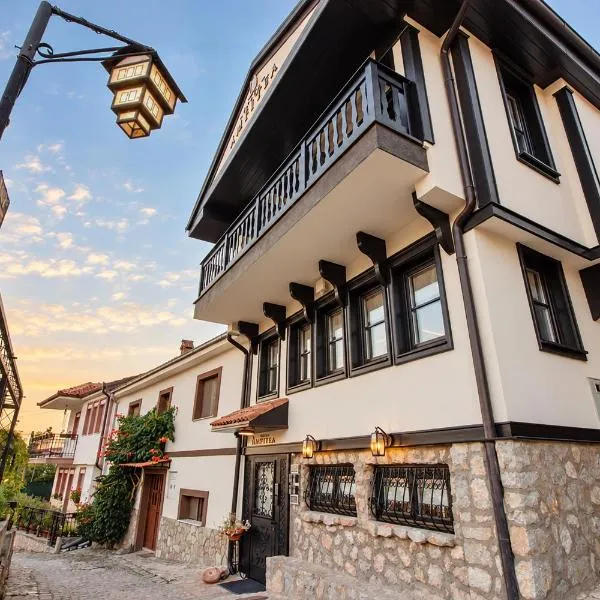 Villa Amfitea: Ohri'de bir otel