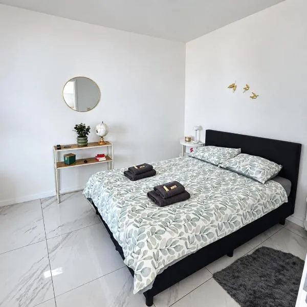 Appartement Anil Garden & Garage fermé et privé, hotel em Dinant