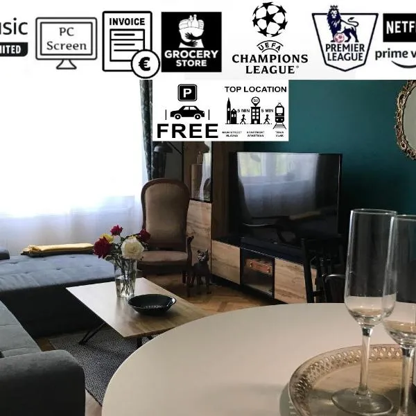 S8 Luxury OldTown Apt - Parking, Foodstore, Crib, BabyChair, PC Screen, UnlimMusic, готель у Кошице