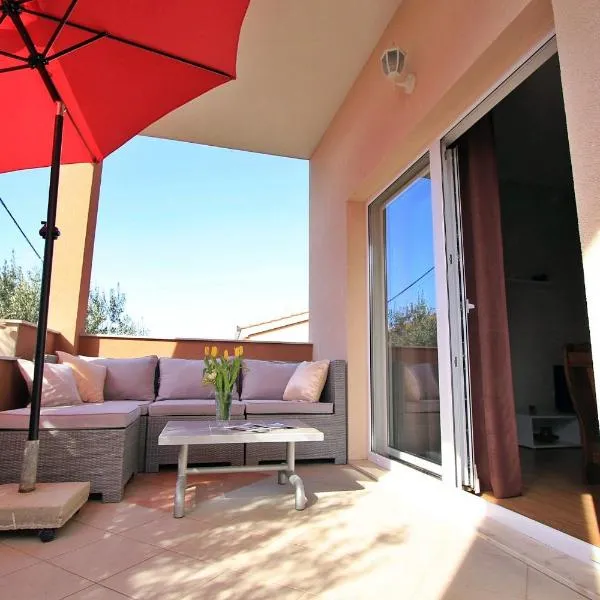 Priska Apartment, hotel in Kaštela