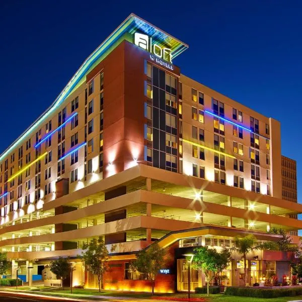 Aloft by Marriott Houston by the Galleria, hotel in Houston