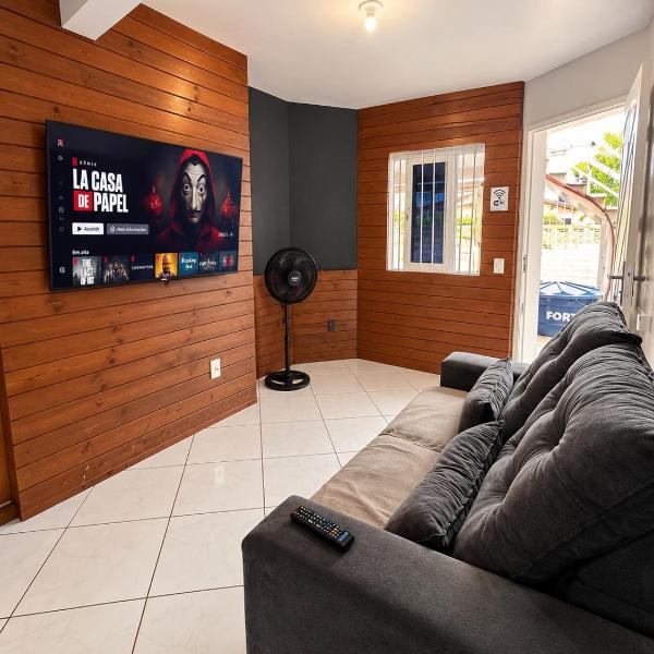 JL11-Casa espaçosa com garagem e Wi-Fi