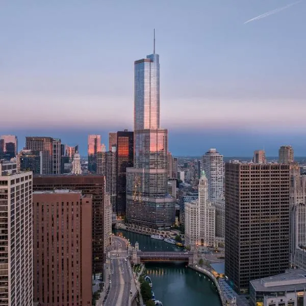 Trump International Hotel & Tower Chicago, hotel in Chicago