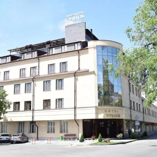 Viesnīca Artsakh Hotel pilsētā Nor Kharberd