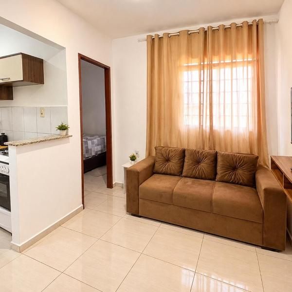 APT6 Completo em Bairro Central Tranquilo com ArCondicionado SmartTV e Garagem