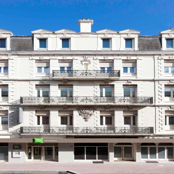 ibis Styles Roanne Centre Gare, хотел в Руан