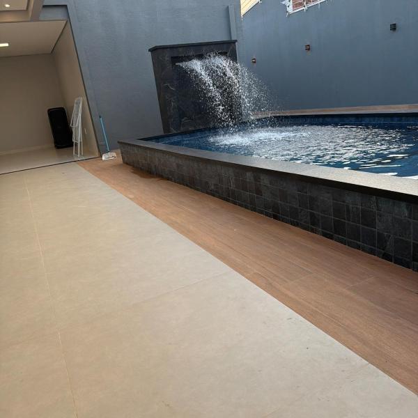 Casa com piscina