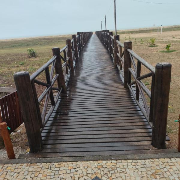 Casa na Praia de Santa Clara próximo a supermercado padaria e pizzarias