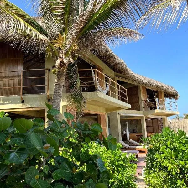 UtopiAmar Beach House & Suites, hotel em Playa Agua Blanca