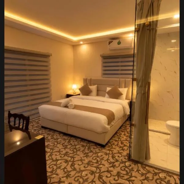 Eighth Wonders Hotel, готель у місті Ваді-Муса