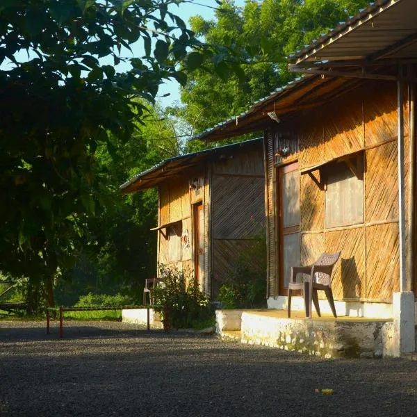 Vasant Bamboo Cottage, hotel v destinácii Maheshwar