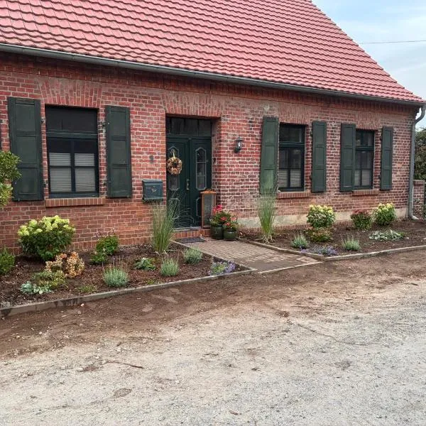 Alte Schule Rietz, готель у місті Treuenbrietzen