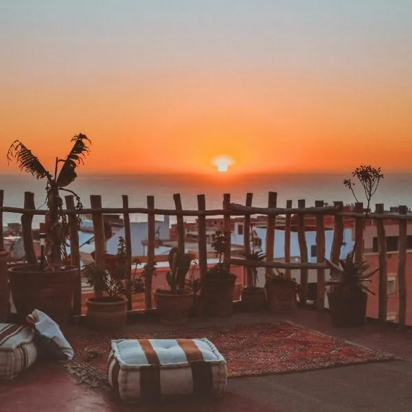 Berber Waves Surf House, hotell i Tamraght Ouzdar
