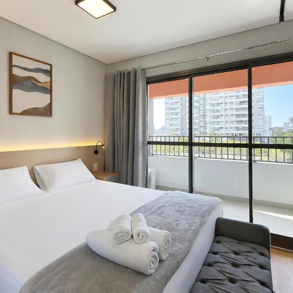 Studio em Santo Amaro com piscina e academia