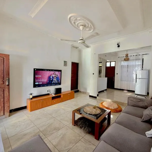 Mashingo Homestay, hotel in Dar es Salaam