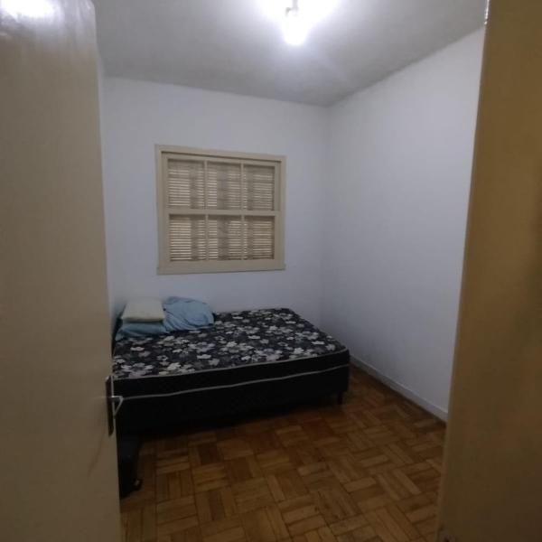 Quarto Econômico para Casal ou Solteiro