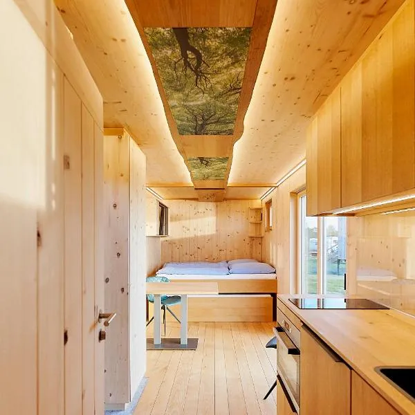 Tiny Houses am Schloss Deutsch Ossig、ゲルリッツのホテル