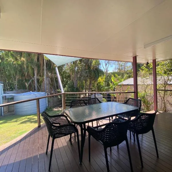 McLeods - Relaxed Pet-Friendly Stay by the Beach, hotel in Agnes Water