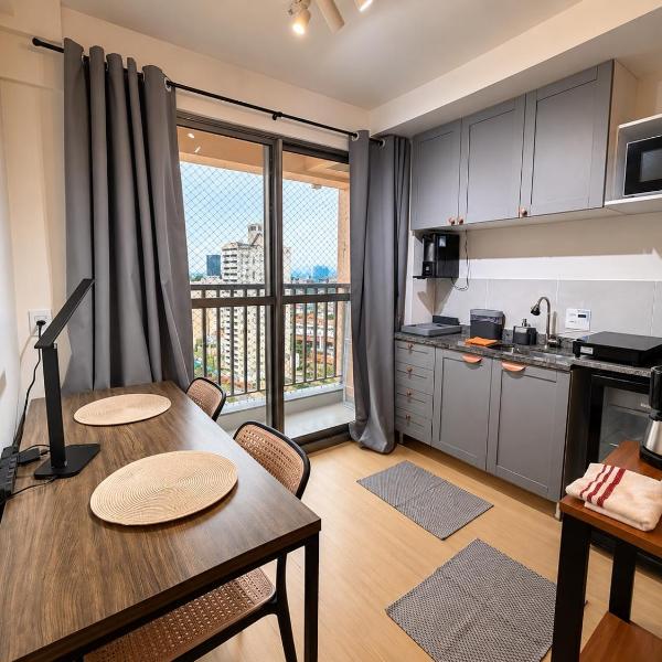 Studio com Piscina Panorâmica e Metrô na Porta - Foto 4