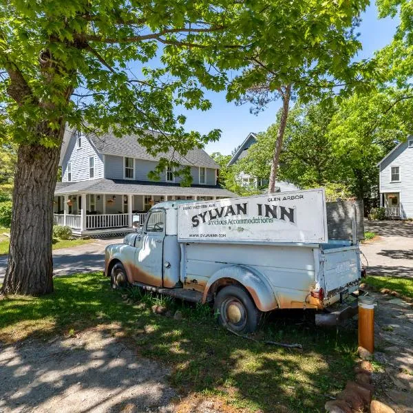 Sylvan Inn Bed & Breakfast, hotel v destinácii Glen Arbor