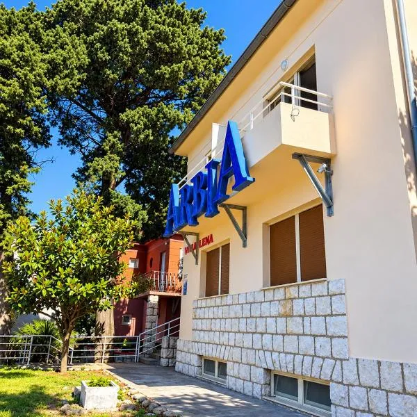 라브에 위치한 호텔 Villas Arbia - Magdalena by the Beach
