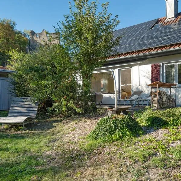 Ferienhaus Bibernest, viešbutis mieste Miunsingenas