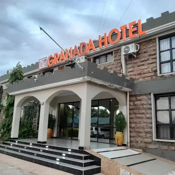 Granada Hotel Mandera, hotel di Mandera
