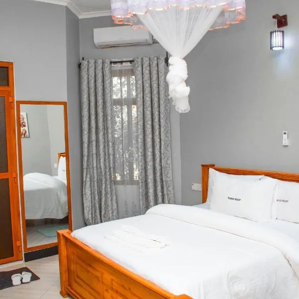 POAPARK RESORT, hotell sihtkohas Miyombo