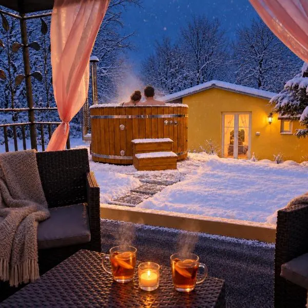 Ranch 66 - Wellness chata Arizona ve stylu Divokého Západu s koupacím sudem a saunou, hotel a Tršice