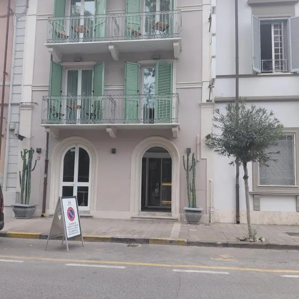 Magnolia Boutique Hotel، فندق في فياريجيو
